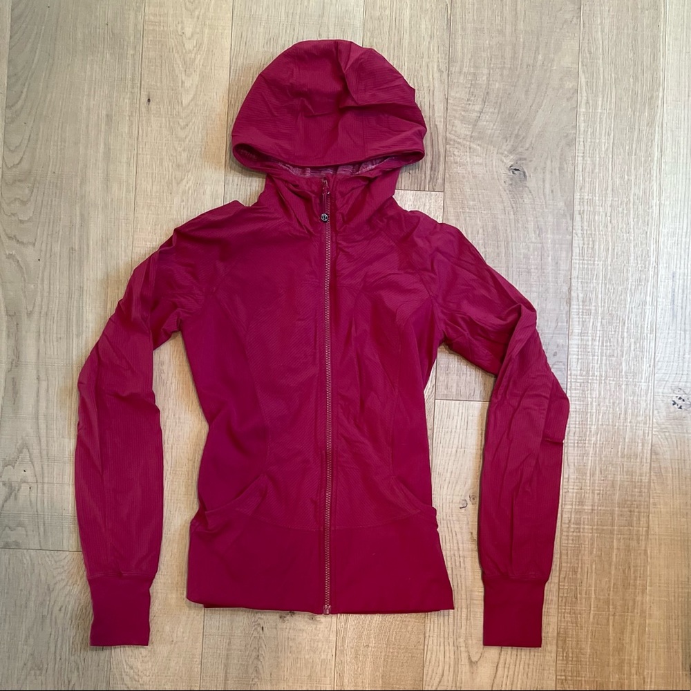 Lululemon reversible jacket, deep red colour, size 6.
